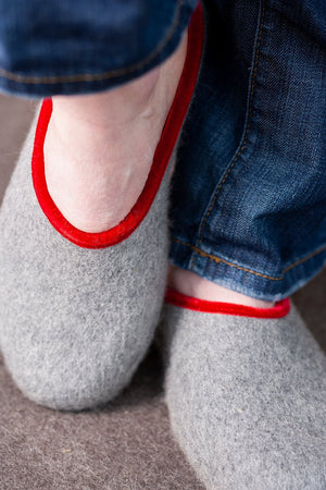 Felt slippers